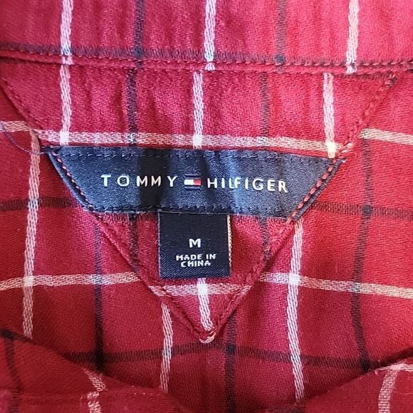 Tommy Hilfiger womens plaid button-down shirt Size M - Picture 8 of 11